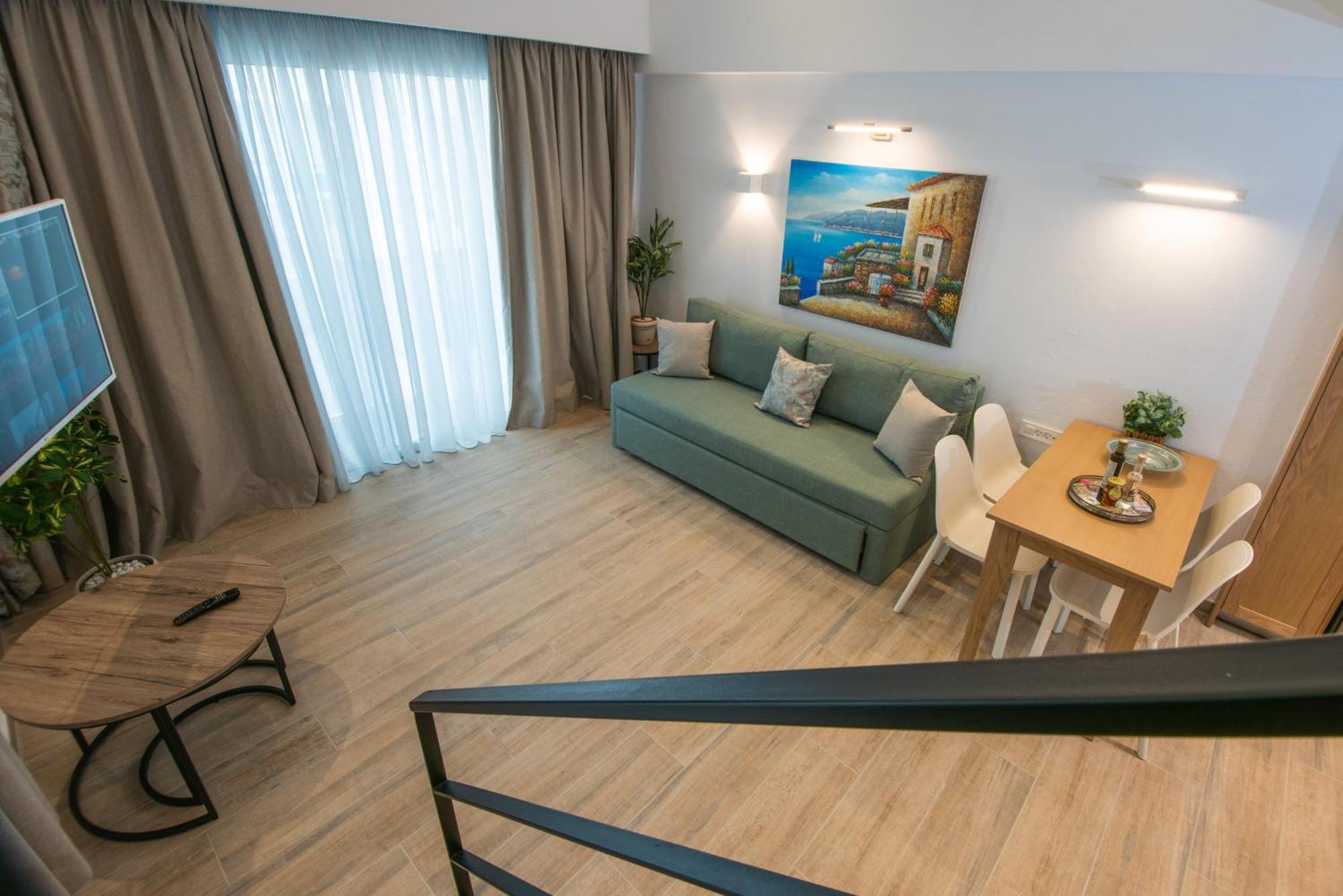 Ammos Lux Crete *