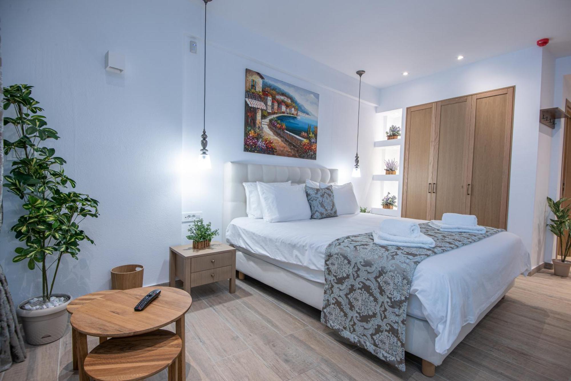 Ammos Lux Crete